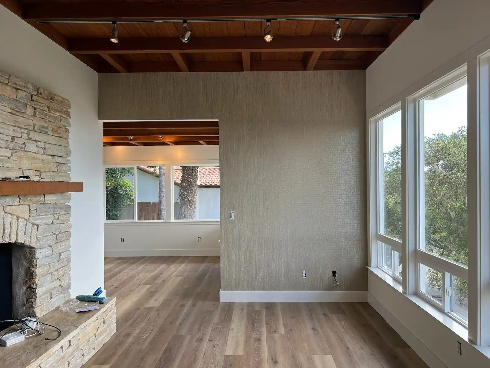Residential wallpaper installation service in Aurora, CO